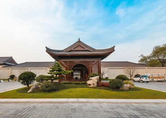 West Lake State Guest House